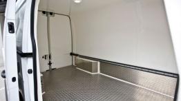 Opel Movano B Furgon - bagażnik