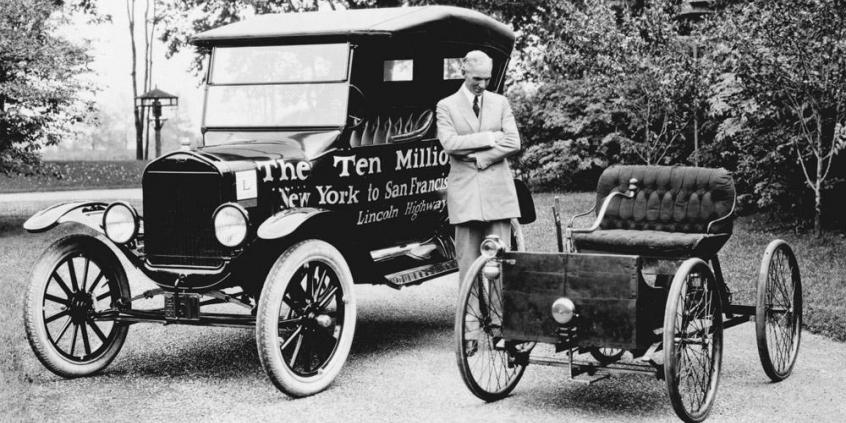 4.06.1896  | Henry Ford testuje swój pierwszy automobil