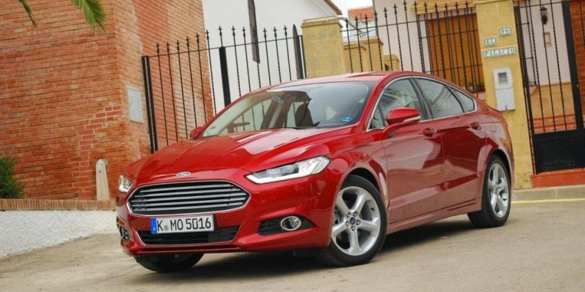 Ford Mondeo Mk5: 2.0 Hybrid vs 2.0 EcoBlue