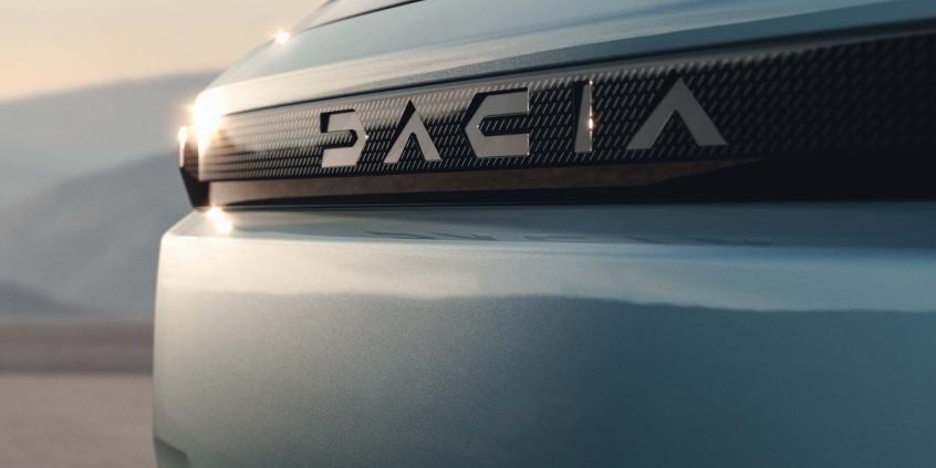 Dacia Striker będzie gwiazdą salonu w Paryżu. Renault pokaże 50 samochodów