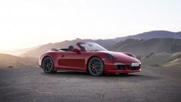 Porsche 911 (991) Carrera GTS Cabriolet - widok z przodu