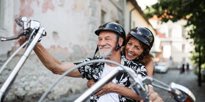 Ile kosztuje ubezpieczenie motocykla? Ceny OC/AC 2026 i wpływ zimowania na polisę