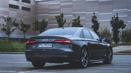 Audi S8 Plus - opanowany potwór