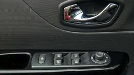 Renault Captur HH 1.2 TCe 120 KM - odziany w outdoor