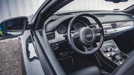 Audi S8 Plus - opanowany potwór