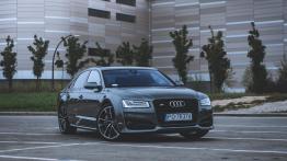 Audi S8 Plus - opanowany potwór