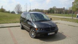 Chrysler Voyager III Minivan - galeria społeczności - widok z przodu