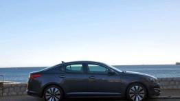 Kia Optima - piwo do bagażnika, czyli &quot;bij mistrza&quot;