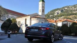 Kia Optima - piwo do bagażnika, czyli &quot;bij mistrza&quot;