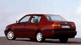 Volkswagen Vento - Golf z &quot;zadkiem&quot;
