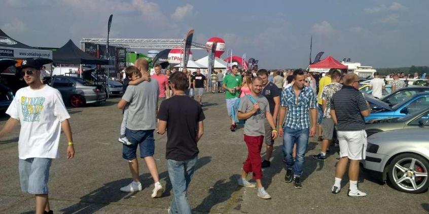 Moc, dźwięk i ... błoto