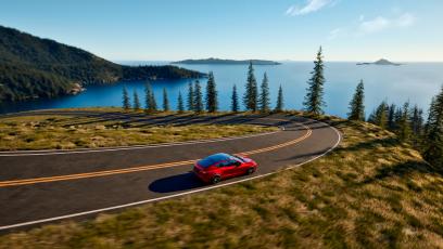 Model S i X odjeżdżają na emeryturę. Tesla wycofuje flagowe modele i stawia na armię robotów