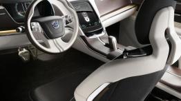 Volvo Concept You - widok ogólny wnętrza z przodu