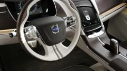 Volvo Concept You - pełny panel przedni