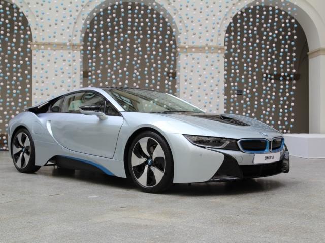 BMW i8 Coupe - Opinie lpg