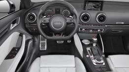 Audi RS3 Sportback z zastępem 367 rumaków