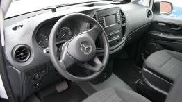 Mercedes eVito i eSprinter – wkraczamy w świat elektrycznych dostawczaków