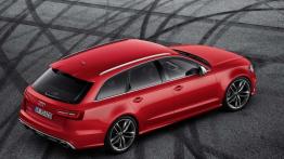 Nowe Audi RS6 Avant - idealne auto dla rodziny Addamsów