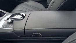 TOP 10 | Najbardziej osobliwe wyposażenie samochodów