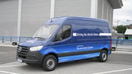 Mercedes eVito i eSprinter – wkraczamy w świat elektrycznych dostawczaków