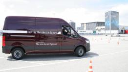 Mercedes eVito i eSprinter – wkraczamy w świat elektrycznych dostawczaków