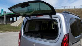 Opel Combo Life kontra Peugeot Rifter – starcie kombivanów!