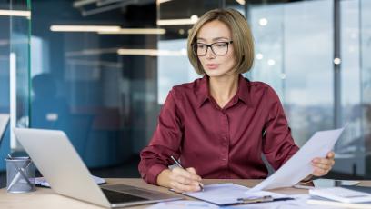 Raportowanie VSME ESG dla małych firm – jak mikroflota wpływa na ocenę kredytową?