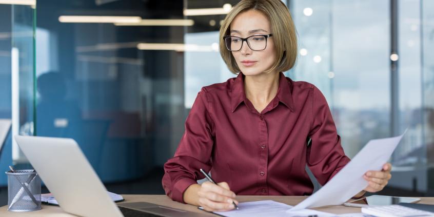 Raportowanie VSME ESG dla małych firm – jak mikroflota wpływa na ocenę kredytową?