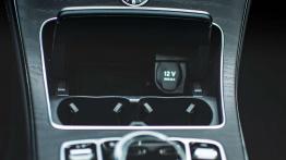 Mercedes C300h - hybrydowy diesel