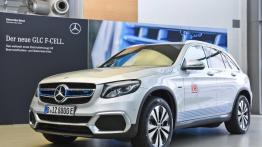 Mercedes GLC F-Cell - widok z przodu