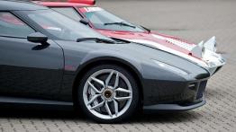 Lancia Stratos - nowy model - prawe przednie nadkole