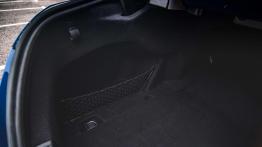 Mercedes C300h - hybrydowy diesel