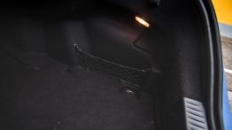 Mercedes C300h - hybrydowy diesel