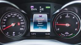 Mercedes C300h - hybrydowy diesel