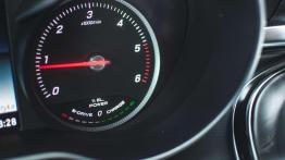 Mercedes C300h - hybrydowy diesel