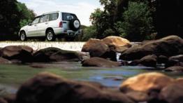 Suzuki Grand Vitara XL7 - widok z tyłu