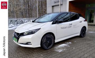 Nissan Leaf II Hatchback Facelifting 59kWh 217KM 2022 59 kwh / 217 KM / Elektryczny / N-connecta / Ośw.LED / Propilot