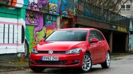 Volkswagen Golf VII 2.0 TDI BlueMotion Technology - widok z przodu