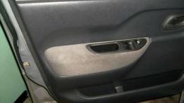 Opis techniczny Opel Agila