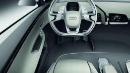 Audi A2 Concept - Teatr światła