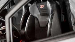 Ford Fiesta ST200 – tylko nie mów do mnie „mała”!