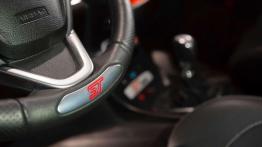 Ford Fiesta ST200 – tylko nie mów do mnie „mała”!