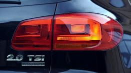 Volkswagen Tiguan Sport&Style - prawy tylny reflektor - wyłączony