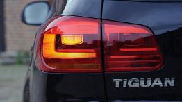 Volkswagen Tiguan Sport&Style - lewy tylny reflektor - wyłączony
