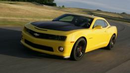 Chevrolet Camaro 1LE - widok z przodu