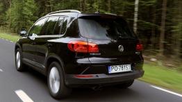 Volkswagen Tiguan Sport&Style - widok z tyłu