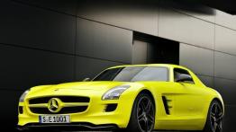 Mercedes SLS AMG E-Cell - lewy bok