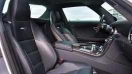 Cudownie szpanerski - Mercedes SLS