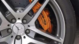 Cudownie szpanerski - Mercedes SLS