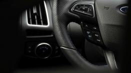 Ford Focus RS – Emocjonalnie niedojrzały